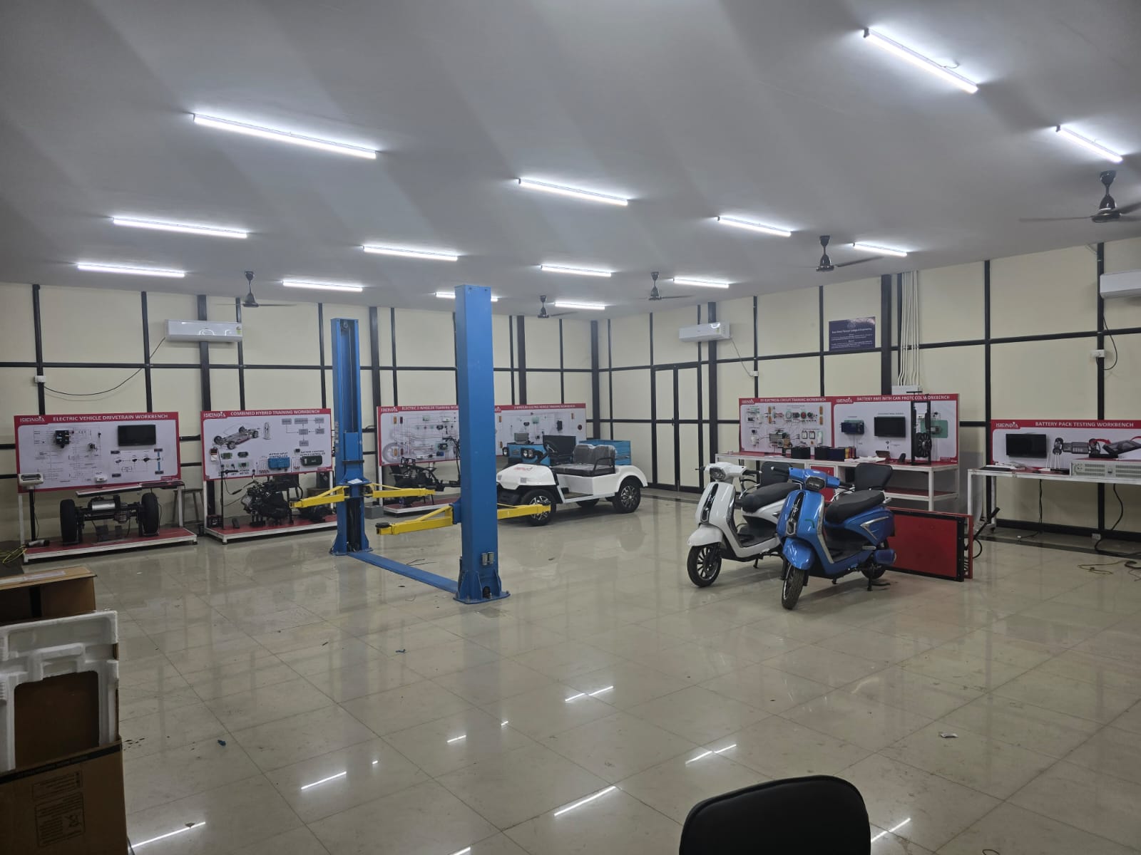 Electricx and Hybrid Vehicles Lab